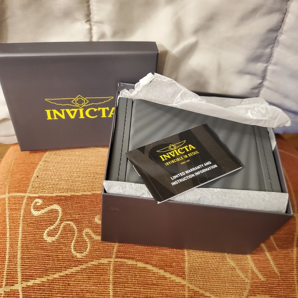 Invicta Watch Case - Picture 3 of 6